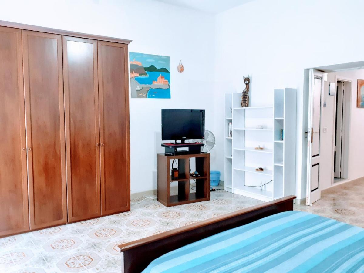 Domus Apollo Apartment Đảo Lipari Ngoại thất bức ảnh